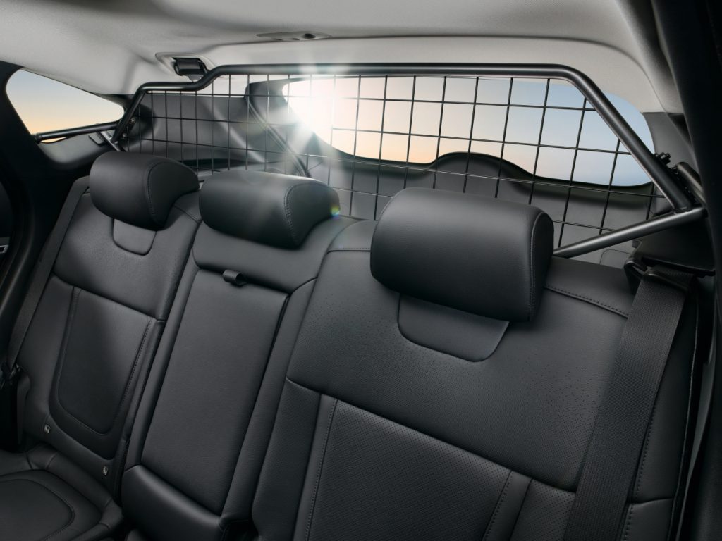 Hyundai Dog guard – Hyundai Accessories